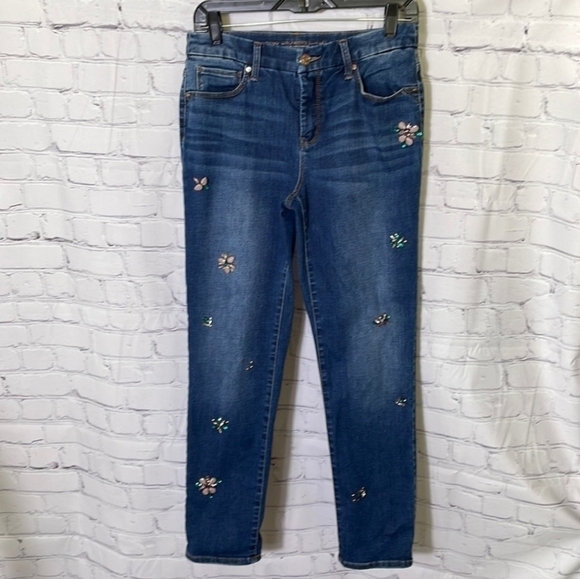 Chico’s 00 So Slimming Jewel Embellished Girlfriend Ankle Jeans - US 2R WJ74 - Picture 10 of 12